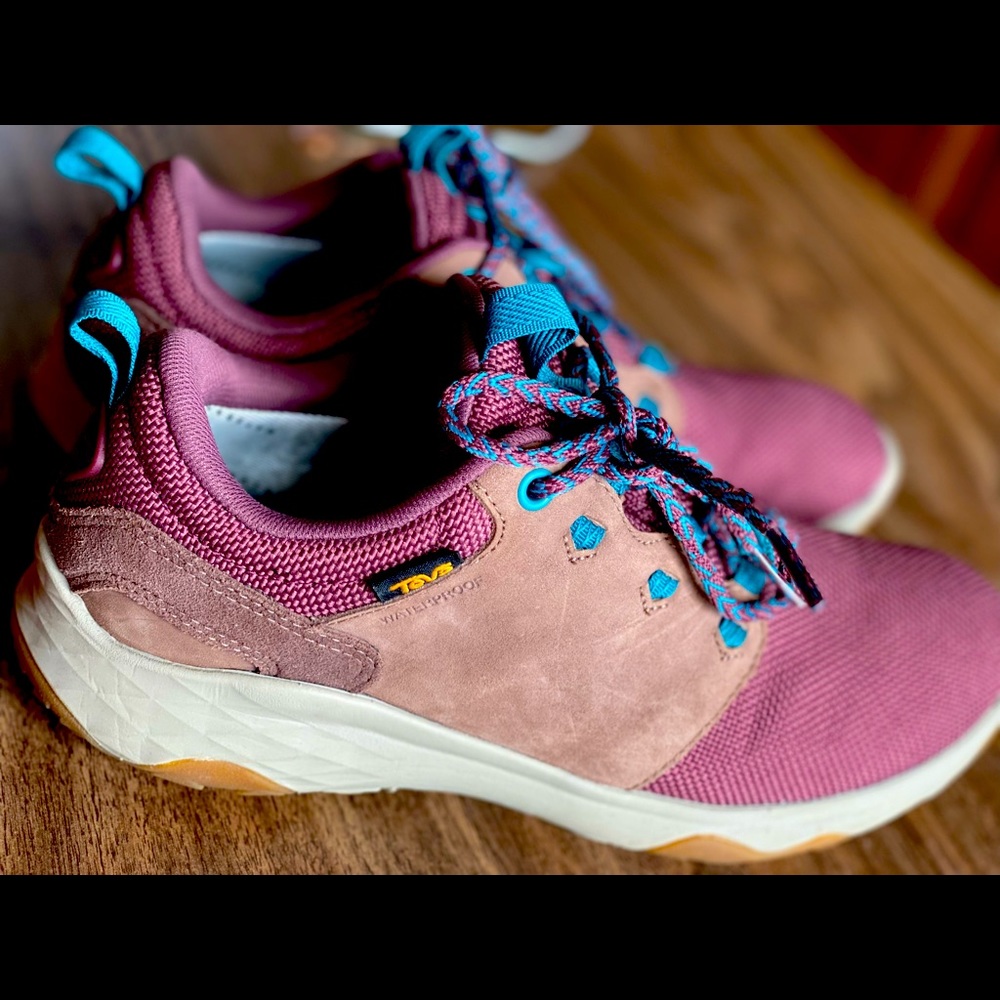 Hiking shoes